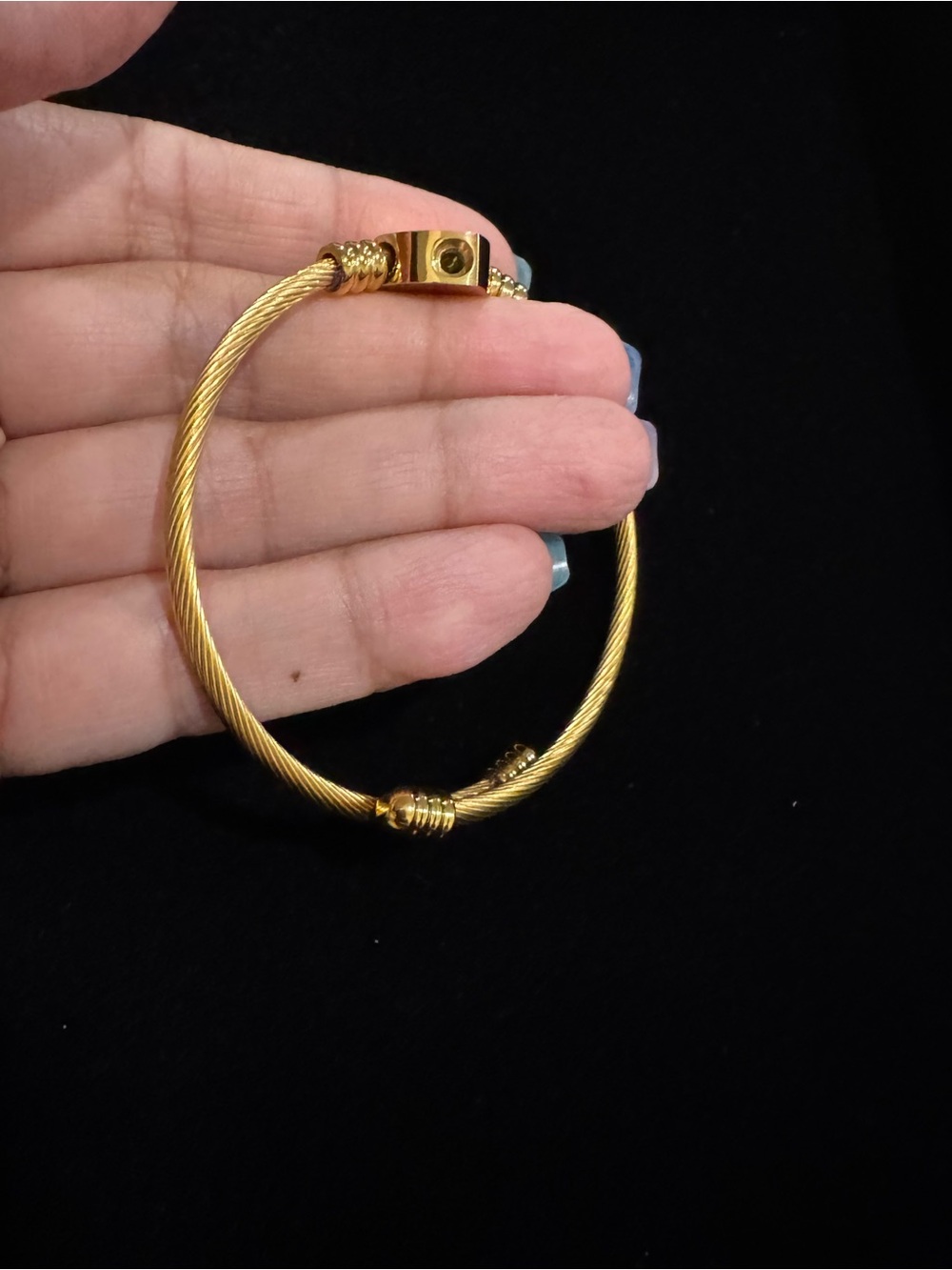 14K Yellow Gold Vermeil Memorial Urn Bracelet – Keepsake Jewelry – Heart Urn - Picture 4 of 5